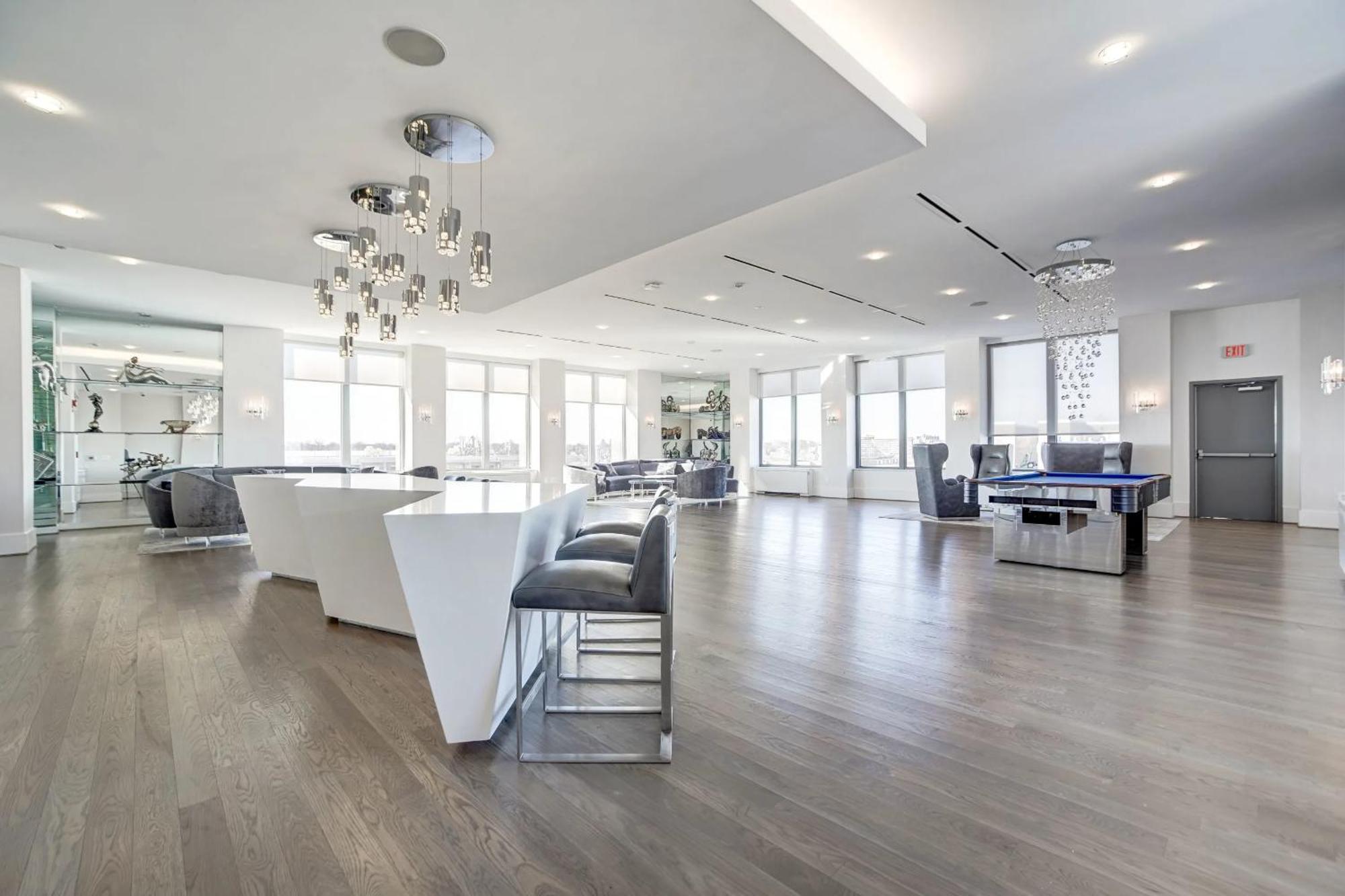 Spacious 2 Bedrooms Apt @Crystal City With Gym Arlington Exterior photo